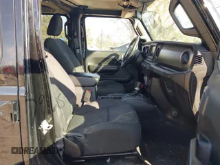 2018 Jeep Wrangler Unlimited Sport с VIN 1C4HJXDG4JW110788, выставлен на аукционе IAAI как лот 41796075 с пробегом 69 378 миль миль и . История ставок и продаж доступна на DreamBid. Изображение 5.