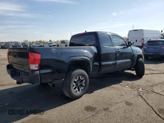 2017 Toyota Tacoma SR z VIN 5TFSX5ENXHX057041, wystawiony jako Copart lot #56187245 z przebiegiem 97 281 mil mil oraz Szkoda całkowita • Salvage title. Historia ofert i sprzedaży dostępna na DreamBid. Obrazek 3.