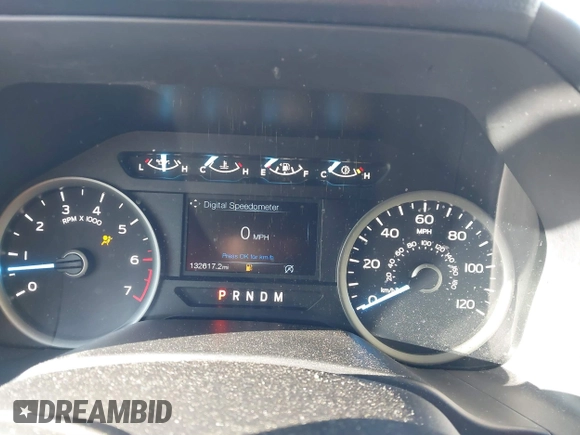 2018 Ford F-150 XL with VIN 1FTEW1EG2JFE55513, listed as a IAAI auction lot 41530354 with 132,617 mi miles. Bid and sale history available at carsss.com. Image 7.