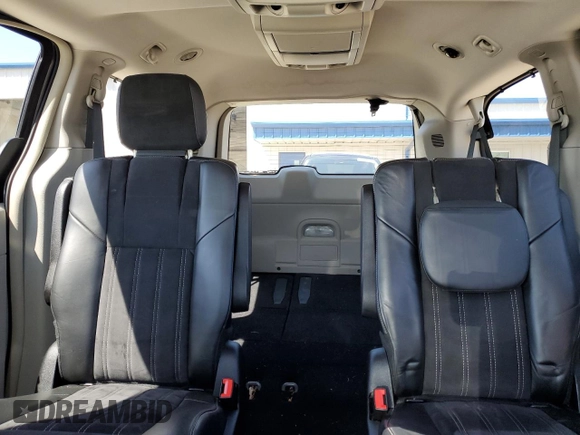 2014 Chrysler Town & Country Touring L 30th Anniversary z VIN 2C4RC1CG0ER251465, wystawiony jako Copart lot #55653135 z przebiegiem 164 472 mil mil oraz Nie do naprawy • Non repairable. Historia ofert i sprzedaży dostępna na DreamBid. Obrazek 10.