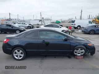 2008 Honda Civic Cpe EX with VIN 2HGFG12858H556294, listed as a IAAI auction lot 42121231 with 121,496 mi miles. Bid and sale history available at carsss.com. Image 13.