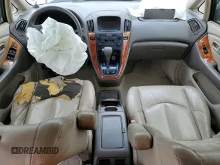 2000 Lexus RX 300 with VIN JT6GF10U2Y0062878, listed as a Copart auction lot 70833424 with 211,385 mi miles and Salvage Title. Bid and sale history available at carsss.com. Image 8.