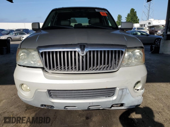 2004 Lincoln Navigator Luxury with VIN 5LMFU28R34LJ41588, listed as a Copart auction lot 59228125 with 200,699 mi miles and Clean title. Bid and sale history available at DreamBid. Image 5.