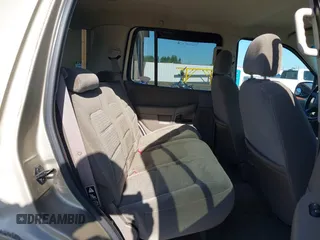 2002 Ford Explorer XLT with VIN 1FMZU73E52UC43614, listed as a IAAI auction lot 42361694 with 189,601 mi miles and . Bid and sale history available at DreamBid. Image 8.