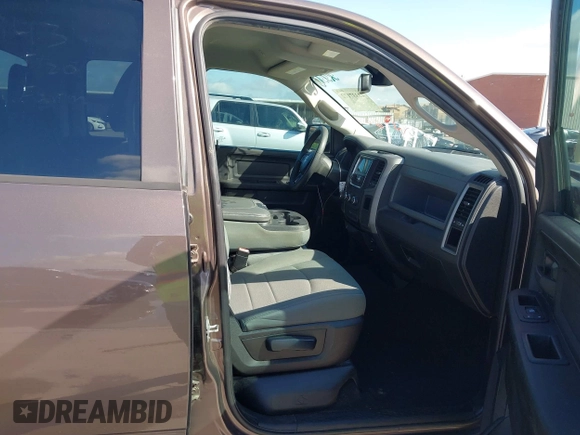2018 Ram 1500 Tradesman with VIN 1C6RR6FT1JS305277, listed as a IAAI auction lot 42337172 with 115,307 mi miles and . Bid and sale history available at DreamBid. Image 5.