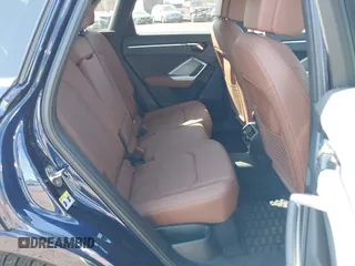 2024 Audi Q3 S line Premium Plus z VIN WA1EECF30R1173836, wystawiony jako IAAI lot #42044971 z przebiegiem 4848 mil mil oraz . Historia ofert i sprzedaży dostępna na DreamBid. Obrazek 8.