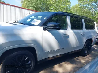 2024 Jeep Grand Wagoneer Series II с VIN 1C4SJSFP8RS150090, выставлен на аукционе IAAI как лот 42548014 с пробегом 34 755 миль миль и . История ставок и продаж доступна на DreamBid. Изображение 14.