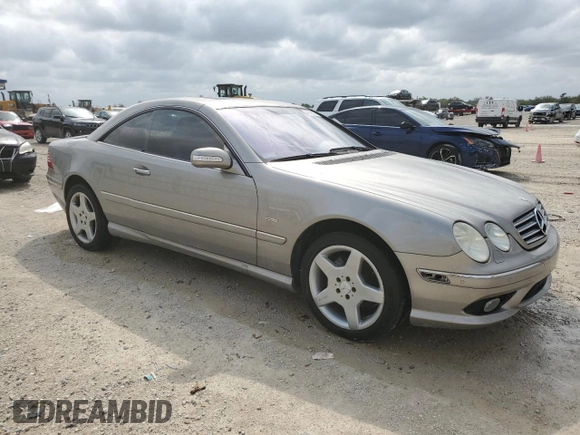 2003 Mercedes-Benz CL 500 z VIN WDBPJ75J73A033578, wystawiony jako Copart lot #48196415 z przebiegiem Nie podano mil oraz Szkoda całkowita • Salvage title. Historia ofert i sprzedaży dostępna na DreamBid. Obrazek 4.