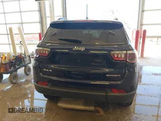 2018 Jeep Compass Sport с VIN 3C4NJDAB9JT266907, выставлен на аукционе IAAI как лот 41669562 с пробегом 102 831 миль миль и . История ставок и продаж доступна на DreamBid. Изображение 16.