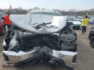 2019 Chevrolet Silverado 1500 LT with VIN 1GCPYDEK8KZ360429, listed as a IAAI auction lot 41787223 with 132,432 mi miles. Bid and sale history available at carsss.com. Image 12.
