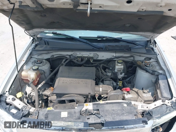 2012 Ford Escape XLT with VIN 1FMCU9DG8CKB76313, listed as a IAAI auction lot 42399075 with 112,508 mi miles and . Bid and sale history available at DreamBid. Image 10.