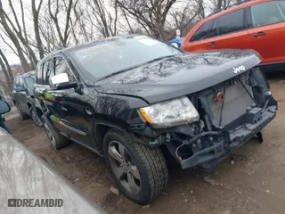 2011 Jeep Grand Cherokee Limited with VIN 1J4RR5GG1BC522483, listed as a IAAI auction lot 41551692 with 186,339 mi miles. Bid and sale history available at carsss.com. Image 1.