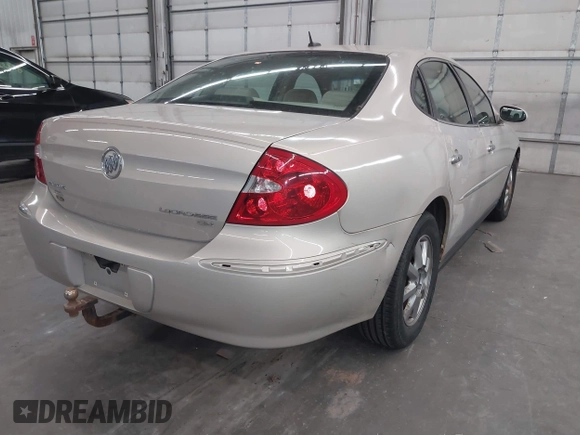 2008 Buick LaCrosse CX with VIN 2G4WC582681373947, listed as a IAAI auction lot 42615349 with 211,491 mi miles and . Bid and sale history available at DreamBid. Image 4.