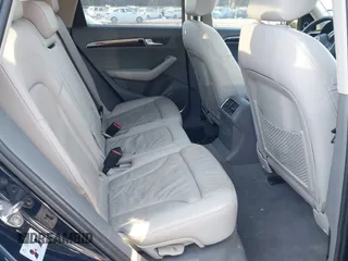 2011 Audi Q5 3.2L Premium Plus with VIN WA1DKAFP7BA008657, listed as a IAAI auction lot 41440493 with 174,033 mi miles. Bid and sale history available at carsss.com. Image 8.