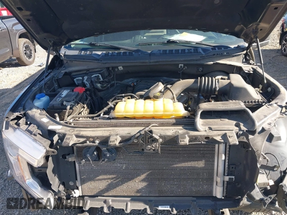 2020 Ford F-150 XL z VIN 1FTEW1C56LKD25620, wystawiony jako IAAI lot #40722456 z przebiegiem 104 333 mil mil oraz . Historia ofert i sprzedaży dostępna na DreamBid. Obrazek 10.