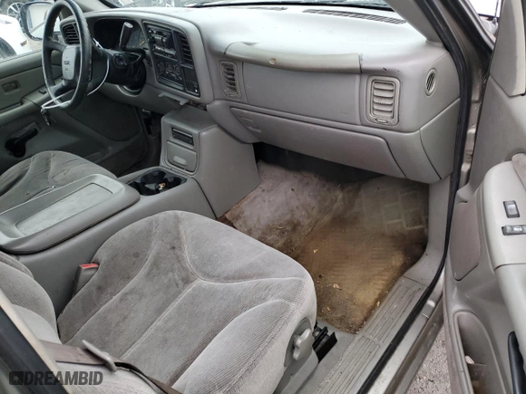 1999 GMC New Sierra 1500 SLE with VIN 2GTEK19T9X1517119, listed as a Copart auction lot 44636495 with NaN miles and Clean Title. Bid and sale history available at carsss.com. Image 8.