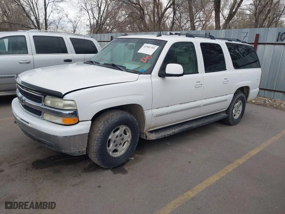 2003 Chevrolet Suburban Z71 with VIN 3GNFK16Z43G335561, listed as a IAAI auction lot 41901703 with 289,564 mi miles. Bid and sale history available at carsss.com. Image 2.