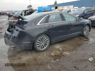 2019 Lincoln MKZ Standard with VIN 3LN6L5A91KR623587, listed as a Copart auction lot 43203785 with 31,521 mi miles and Clean Title. Bid and sale history available at carsss.com. Image 3.