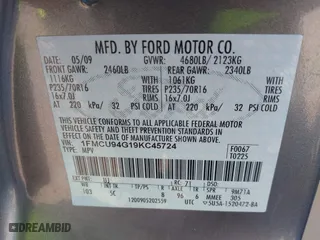 2009 Ford Escape Limited with VIN 1FMCU94G19KC45724, listed as a IAAI auction lot 41860671 with 188,520 mi miles. Bid and sale history available at carsss.com. Image 9.