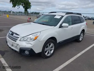 2014 Subaru Outback 2.5i Premium with VIN 4S4BRBCCXE3322579, listed as a IAAI auction lot 41973426 with 42,266 mi miles. Bid and sale history available at carsss.com. Image 17.