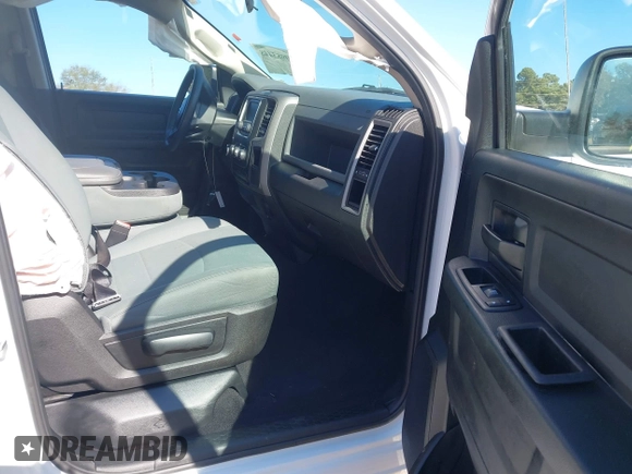 2018 Ram 1500 Express with VIN 1C6RR7FG5JS296222, listed as a IAAI auction lot 40983448 with 61,262 mi miles. Bid and sale history available at carsss.com. Image 5.
