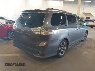 2011 Toyota Sienna SE with VIN 5TDXK3DC7BS034516, listed as a IAAI auction lot 41539955 with 209,309 mi miles. Bid and sale history available at carsss.com. Image 4.