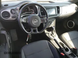 2014 Volkswagen Beetle 2.5L w/Sun with VIN 3VWJP7AT4EM612608, listed as a Copart auction lot 74679104 with 141,559 mi miles and Salvage Title. Bid and sale history available at DreamBid. Image 8.