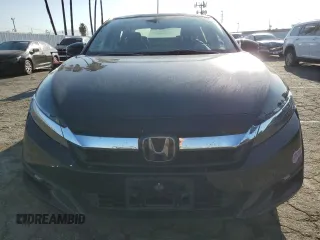 2018 Honda Clarity Plug-In Hybrid with VIN JHMZC5F10JC023692, listed as a Copart auction lot 69763343 with 28,791 mi miles. Bid and sale history available at carsss.com. Image 5.