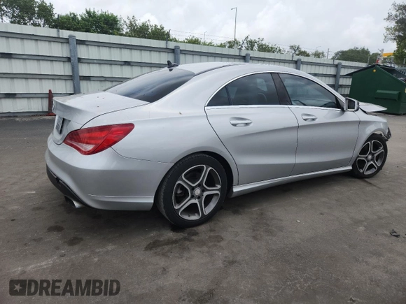 2014 Mercedes-Benz CLA 250 with VIN WDDSJ4EB8EN038969, listed as a Copart auction lot 62115635 with 101,368 mi miles and Salvage title. Bid and sale history available at DreamBid. Image 3.