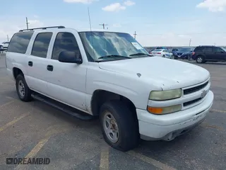 2006 Chevrolet Suburban LS w/1WT with VIN 1GNEC16Z86J168679, listed as a IAAI auction lot 42008170 with 252,444 mi miles. Bid and sale history available at carsss.com. Image 1.