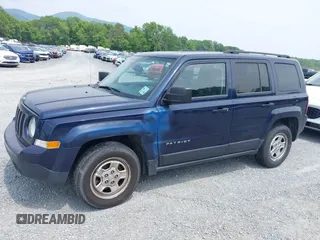 2016 Jeep Patriot Sport with VIN 1C4NJPBAXGD670093, listed as a IAAI auction lot 42429998 with 165,763 mi miles and . Bid and sale history available at DreamBid. Image 6.