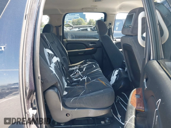 2007 Chevrolet Suburban LS with VIN 1GNFC16077J315274, listed as a IAAI auction lot 42629624 with 217,224 mi miles and . Bid and sale history available at DreamBid. Image 8.