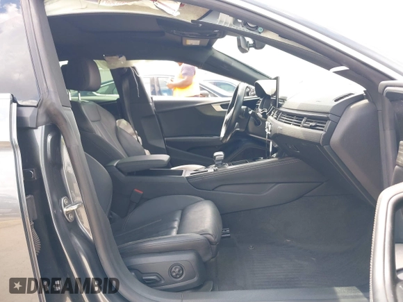 2022 Audi A5 Sportback S line Premium Plus z VIN WAUFACF5XNA009427, wystawiony jako IAAI lot #40203616 z przebiegiem 54 005 mil mil oraz . Historia ofert i sprzedaży dostępna na DreamBid. Obrazek 5.
