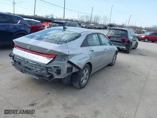 2021 Hyundai Elantra SE with VIN 5NPLL4AG1MH019074, listed as a IAAI auction lot 41755879 with 22,972 mi miles. Bid and sale history available at carsss.com. Image 4.