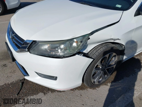 2015 Honda Accord Sport with VIN 1HGCR2F55FA200569, listed as a IAAI auction lot 41843146 with 97,655 mi miles and . Bid and sale history available at DreamBid. Image 6.