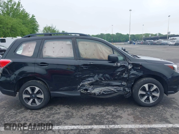 2017 Subaru Forester z VIN JF2SJABC4HH504195, wystawiony jako IAAI lot #42263305 z przebiegiem 120 877 mil mil oraz . Historia ofert i sprzedaży dostępna na DreamBid. Obrazek 13.