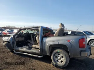 2007 Chevrolet Silverado 1500 LS with VIN 2GCEK13C871575439, listed as a Copart auction lot 47082955 with 249,675 mi miles and Salvage Title. Bid and sale history available at carsss.com. Image 2.