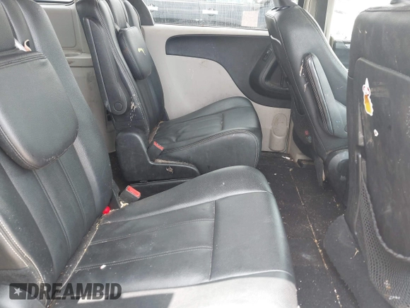 2016 Chrysler Town & Country Touring with VIN 2C4RC1BG4GR193462, listed as a IAAI auction lot 42200990 with 140,430 mi miles. Bid and sale history available at carsss.com. Image 8.