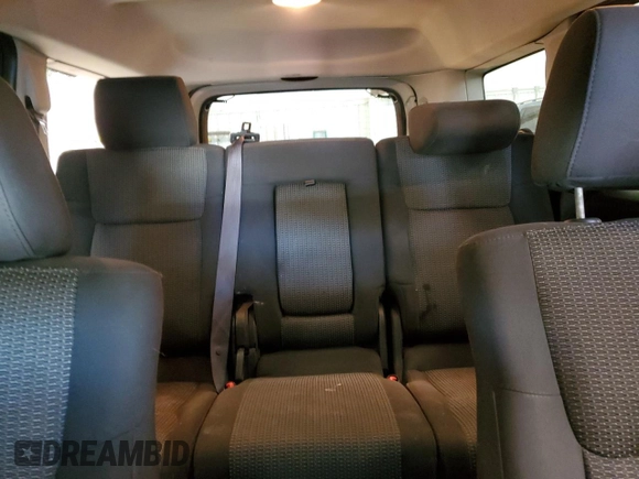 2008 Jeep Commander Sport with VIN 1J8HG48K88C180262, listed as a Copart auction lot 72258764 with 177,313 mi miles and Non Repairable. Bid and sale history available at carsss.com. Image 10.
