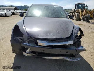 2024 Tesla Model Y Long Range with VIN 7SAYGDEE6RF160816, listed as a Copart auction lot 53106635 with 0 mi miles and Salvage Title. Bid and sale history available at carsss.com. Image 5.