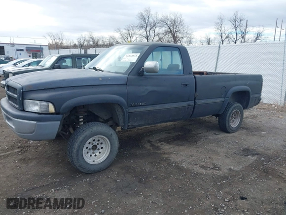 1995 Dodge Ram 1500 with VIN 1B7HF16Y1SS150002, listed as a IAAI auction lot 41874613 with 305,502 mi miles. Bid and sale history available at carsss.com. Image 2.