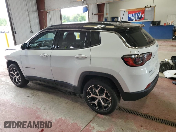 2024 Jeep Compass Limited с VIN 3C4NJDCN2RT176632, выставлен на аукционе Copart как лот 61791185 с пробегом 5 198 миль миль и Списание • Salvage title. История ставок и продаж доступна на DreamBid. Изображение 2.