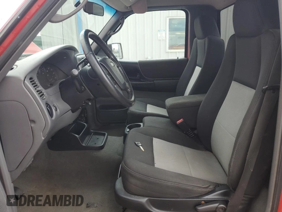 2008 Ford Ranger XL z VIN 1FTYR10D48PA42630, wystawiony jako Copart lot #56420605 z przebiegiem 187 704 mil mil oraz Szkoda całkowita • Salvage title. Historia ofert i sprzedaży dostępna na DreamBid. Obrazek 7.