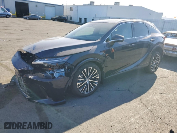 2024 Lexus RX with VIN 2T2BAMCA6RC070070, listed as a Copart auction lot 42631725 with 7,714 mi miles and Salvage Title. Bid and sale history available at carsss.com. Image 1.