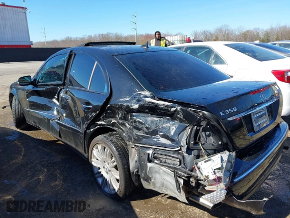 2007 Mercedes-Benz E-Class 3.5L with VIN WDBUF87X97B182554, listed as a IAAI auction lot 41815015 with 1 mi miles. Bid and sale history available at carsss.com. Image 6.