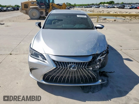 2022 Lexus ES 350 z VIN 58ADZ1B14NU126529, wystawiony jako Copart lot #52845625 z przebiegiem 59 445 mil mil oraz Szkody całkowita. Historia ofert i sprzedaży dostępna na DreamBid. Obrazek 5.