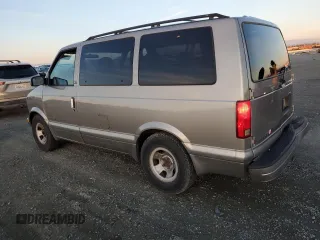 2002 GMC Safari with VIN 1GKDM19XX2B510542, listed as a Copart auction lot 87019404 with 232,100 mi miles and Salvage Title. Bid and sale history available at carsss.com. Image 2.
