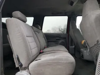 2004 Ford Excursion Special Serv с VIN 1FMNU41L44EB01671, выставлен на аукционе Copart как лот 85745504 с пробегом 202 510 миль миль и Чистый • Clean title. История ставок и продаж доступна на DreamBid. Изображение 11.