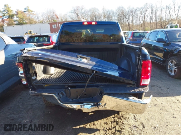 2021 Ram 1500 Tradesman z VIN 3C6RR6KG4MG711610, wystawiony jako IAAI lot #40942505 z przebiegiem 9 949 mil mil oraz . Historia ofert i sprzedaży dostępna na DreamBid. Obrazek 17.