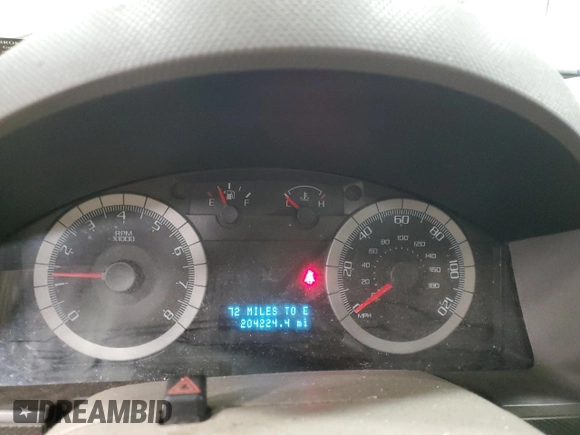 2008 Ford Escape XLT с VIN 1FMCU93128KD51496, выставлен на аукционе Copart как лот 57055865 с пробегом 204 224 миль миль и Списание • Salvage title. История ставок и продаж доступна на DreamBid. Изображение 9.